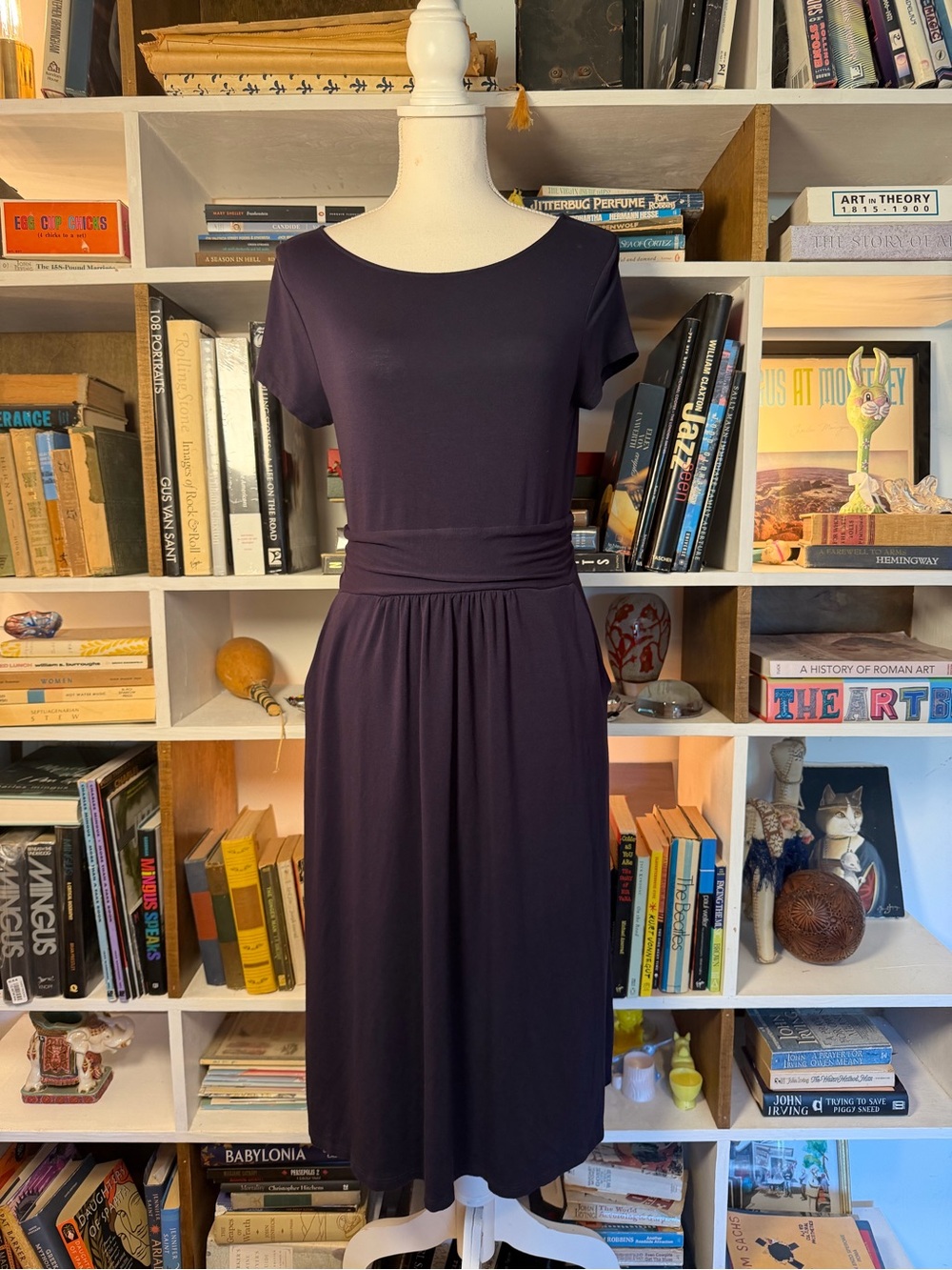 Boden Short-Sleeve Midi Dress in Deep Purple